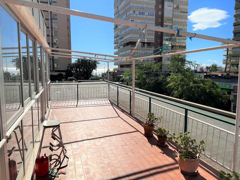 Foto 35bc93e1-60b8-4c75-8375-e8d37313aa02. Apartamento en Playa Levante Benidorm