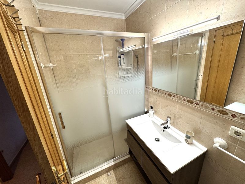 Foto 532a3a1d-a979-43c3-a450-248d02780fdb. Lloguer apartament amb piscina a Playa Levante Benidorm