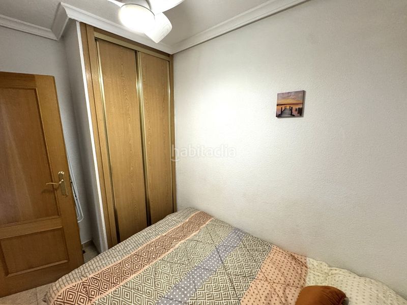 Foto bdd12735-4c57-4e02-bdd6-5d71fca50a8e. Lloguer apartament amb piscina a Playa Levante Benidorm