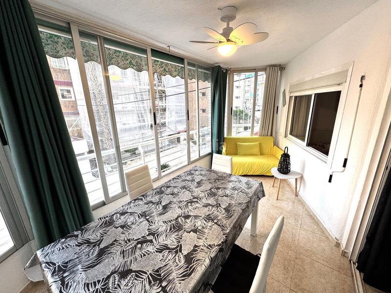 Foto 4ebe2ac6-8bff-488c-a153-f6a91c90f3ae. Location appartement avec piscine dans Playa Levante Benidorm