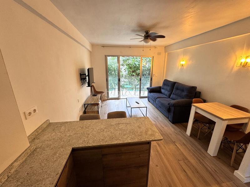 Foto 00d6a569-0ab4-4b6a-9d24-6e7b62c98ca8. Lloguer apartament amb calefacció a Playa Poniente Benidorm