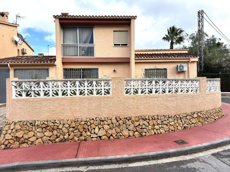 Foto 537011e3-dfc1-48bd-8495-a520f2d2b173. Maison avec parking piscine dans Sierra Helada Benidorm