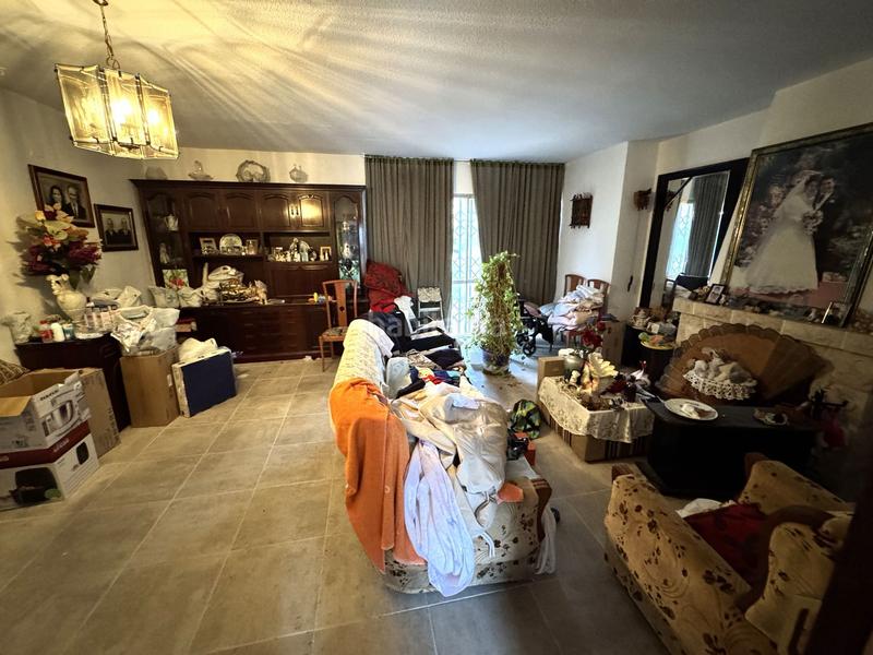 Foto 5fa5fd91-b26f-41b4-8d6d-449f54871a4e. Maison avec parking piscine dans Sierra Helada Benidorm