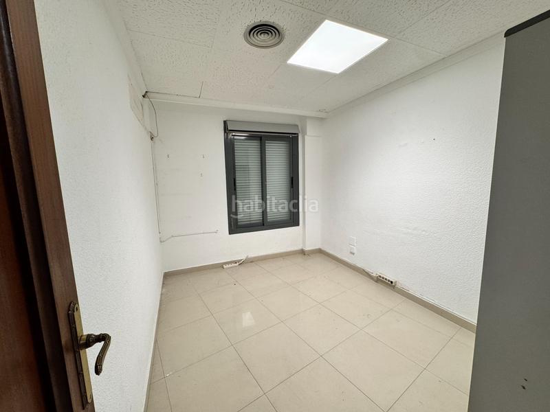 Foto d97b022f-dd8f-4476-81fb-5aa6b2368020. Locale commerciale in Centro Urbano Benidorm