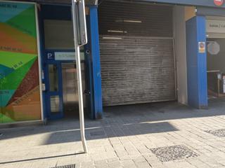 Aparcament cotxe a Centro Urbano