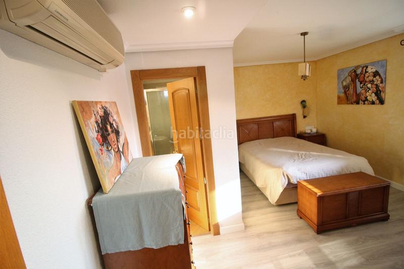 Foto f66813e3-bb47-4f77-acd8-72b8c643230a. Àtic a Centro Urbano Benidorm