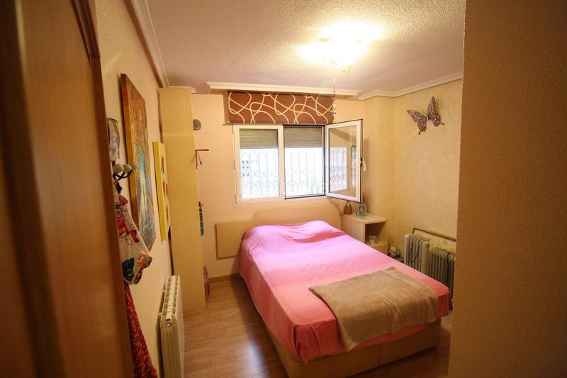 Foto e68bd8c0-dce1-4865-ba79-0a757dfe1571. Attique dans Centro Urbano Benidorm