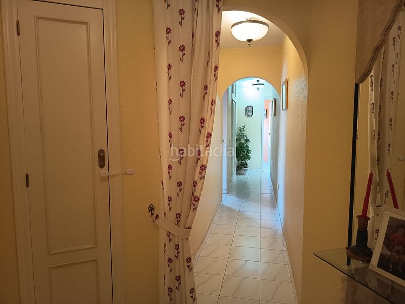 Foto 313b0fa6-d37d-473d-bbb6-d20a0ef8a9d6. Pis a Colonia Madrid Benidorm