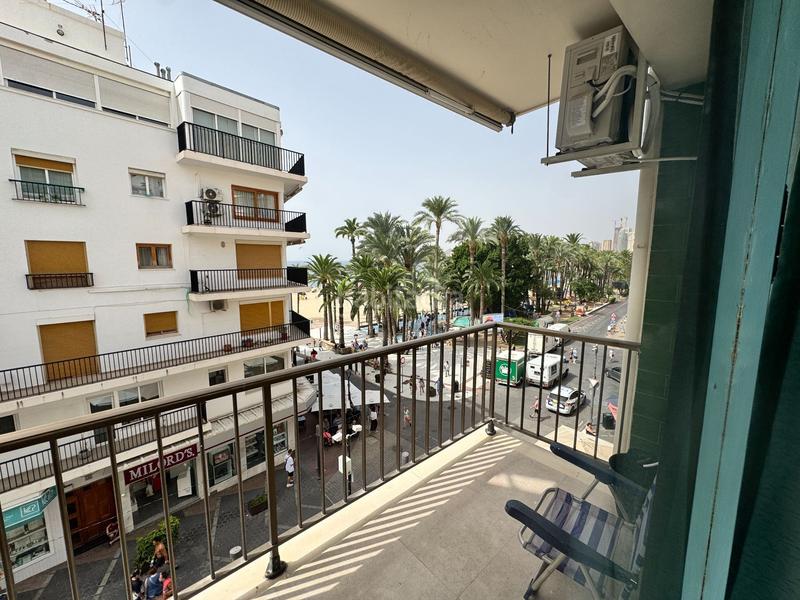 Foto 0ddbdb89-0965-4d03-ab80-c816cd4d0127. Alquiler apartamento en Centro Urbano Benidorm