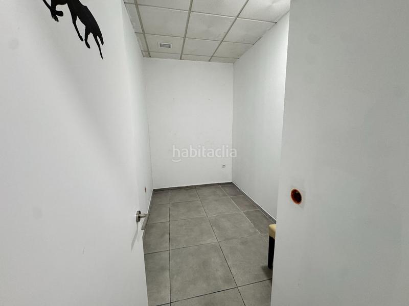 Foto a3502067-1a47-42c5-8509-9c77867f3b71. Local comercial en Colonia Madrid Benidorm