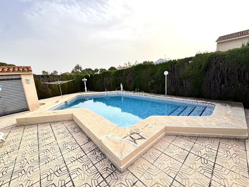 Foto 17f774ed-8788-49f6-a217-e0ca42fefbbe. Casa en Urbanizaciones Benidorm