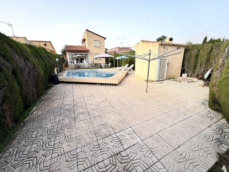 Foto a0d6b554-fae6-4470-9dc2-0367e2b8c9ab. Casa en Urbanizaciones Benidorm