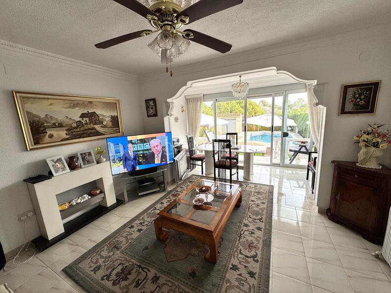 Foto bca4cd16-3928-47ef-aec3-b156e4340801. House with heating pool in Urbanizaciones Benidorm