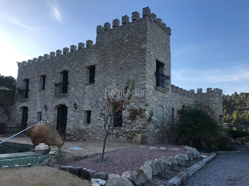 Foto 228cdb93-23b9-44bc-9ccd-fb11939347c9. Casa amb calefacció piscina a Relleu