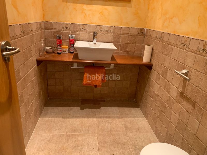 Foto a4a61658-760e-43dc-9b41-d1d6f1f9d356. Local comercial a Centro Urbano Benidorm