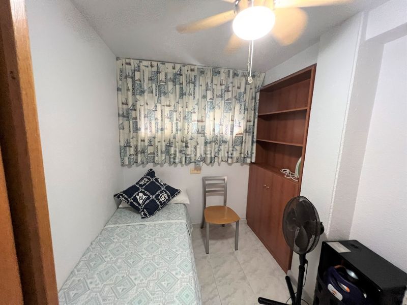 Foto 3a519860-5f12-4dda-aaa9-265155e902ca. Rent flat with heating in Playa Levante Benidorm