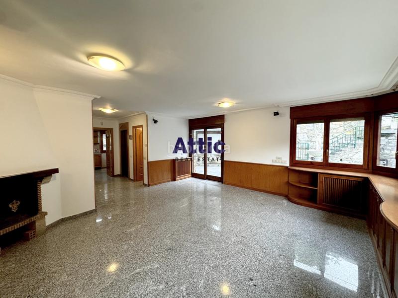 Foto 4c703b3b-9ddc-455d-bbc8-5c7ffe1972e7. Chalet in carretera d'engolasters 18 in Escaldes-Engordany