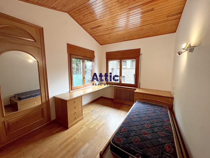 Foto ec438bf1-a0f0-4963-acf2-d3eca028ec52. Chalet in carretera d'engolasters 18 in Escaldes-Engordany