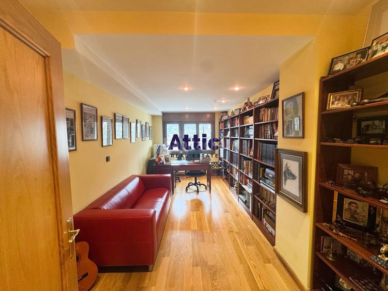 Foto 74feb0da-81d2-4d03-93bc-63f136401c8c. Duplex in urbanització la plana 24 in Escaldes-Engordany