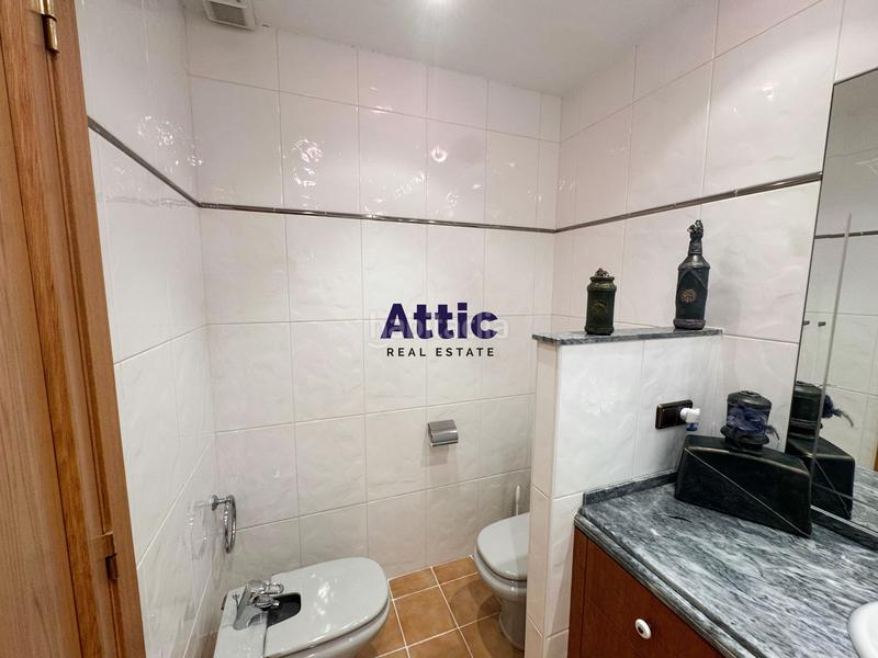 Foto 9a403ee7-35eb-4c37-a134-4b4615a3e7c6. Duplex in urbanització la plana 24 in Escaldes-Engordany