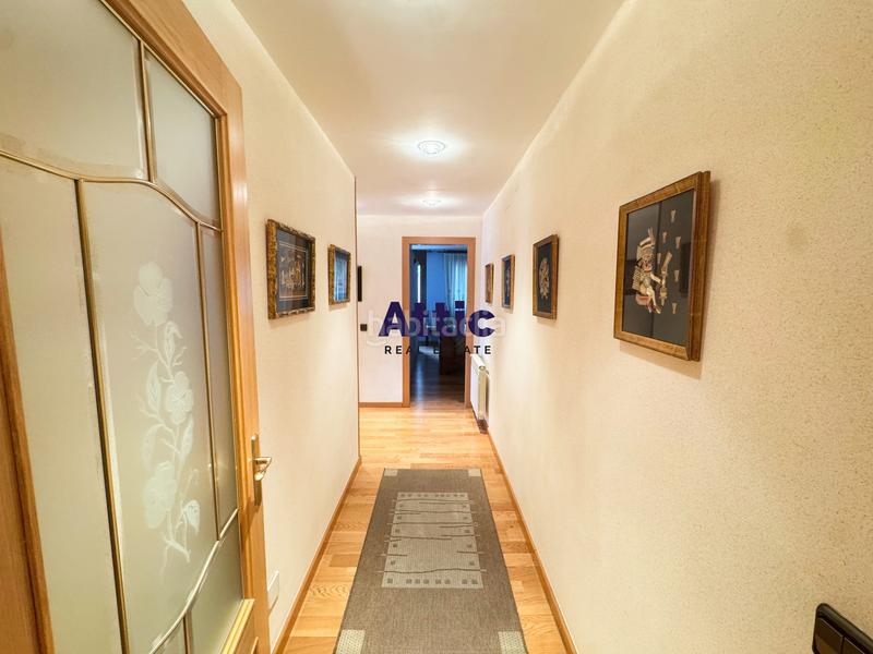 Foto ae263122-8a42-40f0-a449-4a19e0148f18. Duplex in urbanització la plana 24 in Escaldes-Engordany