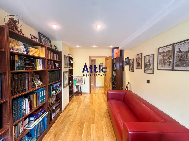 Foto be71d99b-1d9b-4299-a455-4e69241d7add. Duplex in urbanització la plana 24 in Escaldes-Engordany