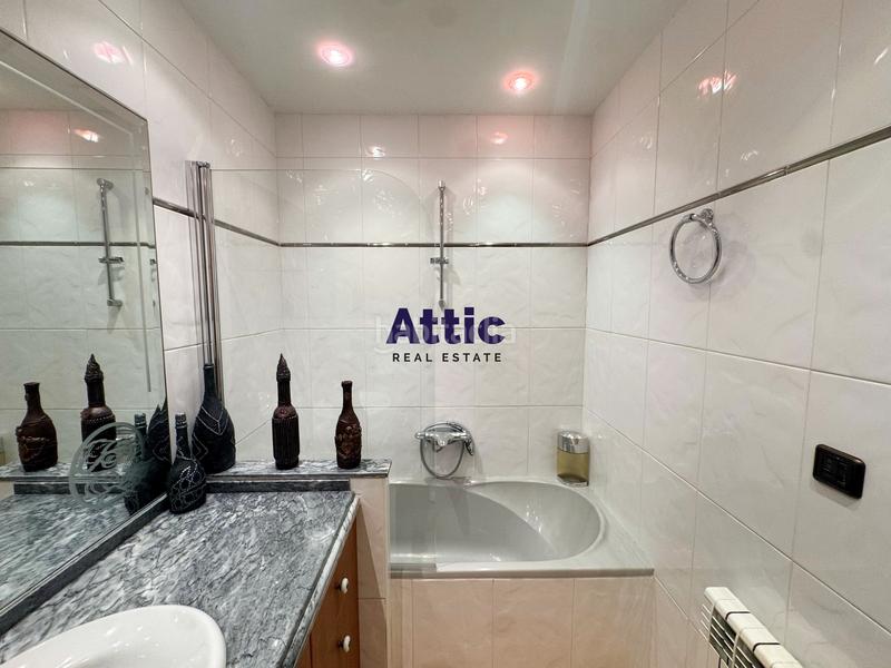 Foto d8f8e36e-9df4-44d9-9ef6-dda62c1b2693. Duplex in urbanització la plana 24 in Escaldes-Engordany