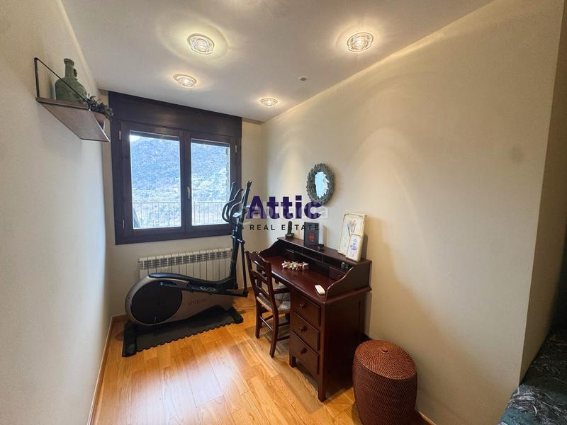 Foto dd1b72f4-7f93-4c05-94ef-da72bd6828fc. Duplex in urbanització la plana 24 in Escaldes-Engordany