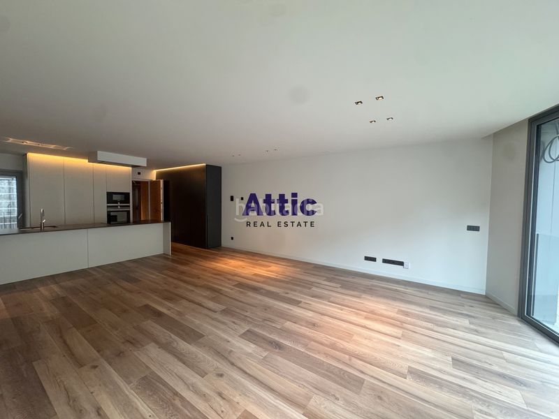 Foto 1aeb3ef1-d991-47fc-9863-18cc976402c7. Flat with heating parking in Centro Andorra la Vella