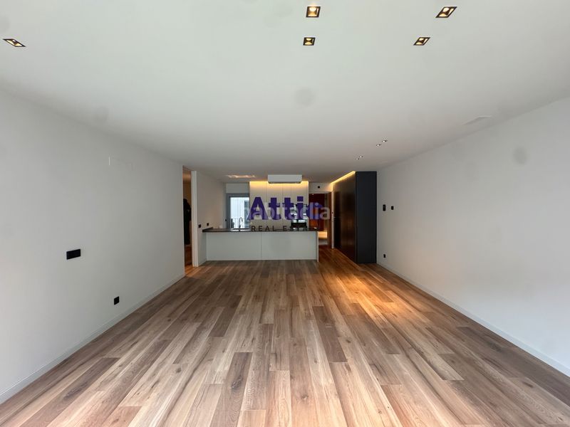 Foto 2fee2b17-00f0-423d-9592-864c105a1a48. Flat with heating parking in Centro Andorra la Vella