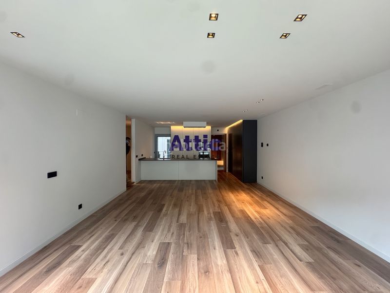 Foto 8656a7ee-f168-476f-a941-11eda06ccf0c. Flat with heating parking in Centro Andorra la Vella