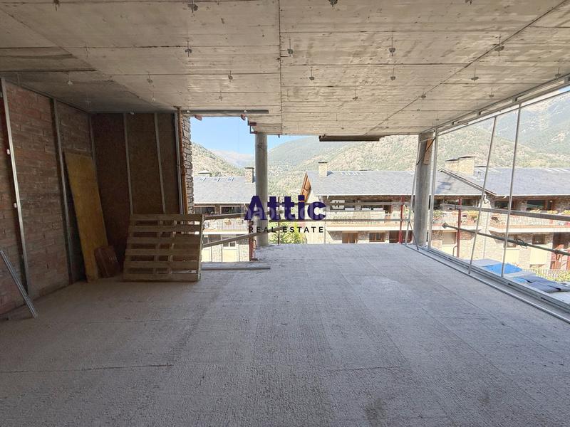 Foto aac92fd1-f197-4b8a-9dd8-268b3c9810ad. Pis amb calefacció aparcament a coll d´Ordino Ordino