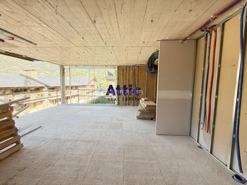 Foto f034f2d9-2d5d-432f-8a55-7753abc25e8d. Pis amb calefacció aparcament a coll d´Ordino Ordino