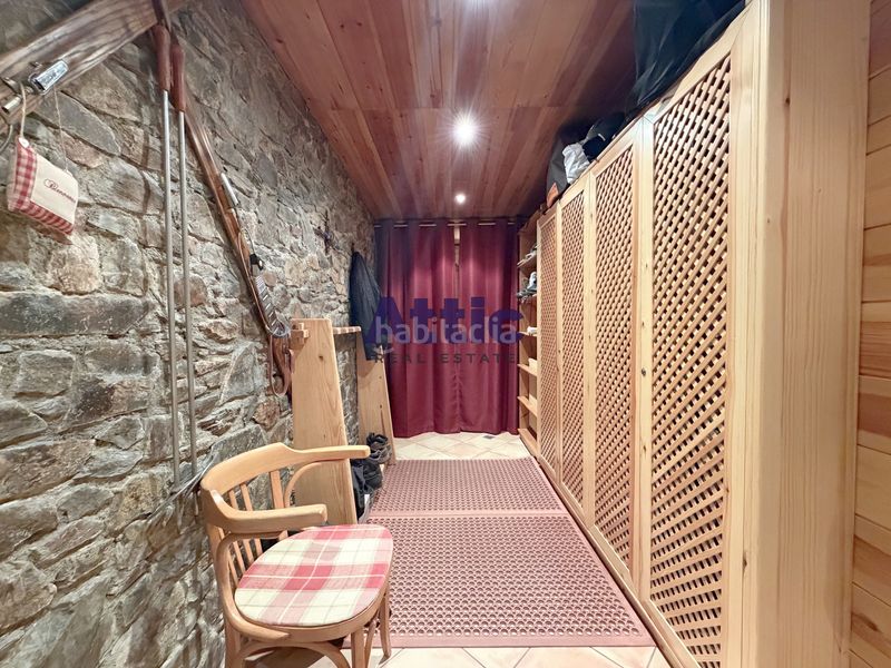 Foto f066eb85-6969-4429-973d-41a52f517c56. Casa adossada amb xemeneia calefacció a Pas de La Casa Encamp