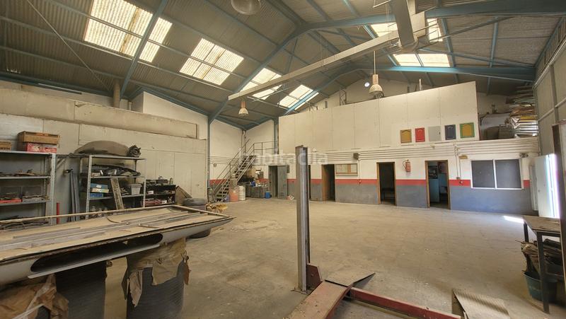 Foto 47827a8b-195d-465d-8429-aa2ac4cea56b. Local comercial en Centro Puertollano