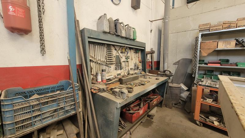 Foto e53bbe91-a435-4a92-a210-e0dadd78f2a1. Local comercial en Centro Puertollano