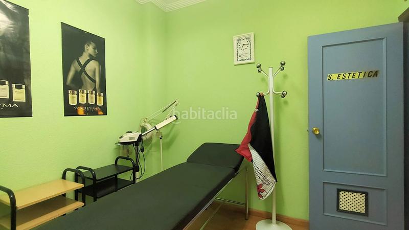 Foto c67b0874-05a3-40fb-8871-cfe1465a9a63. Location local commercial dans paseo de san gregorio 84 dans Puertollano