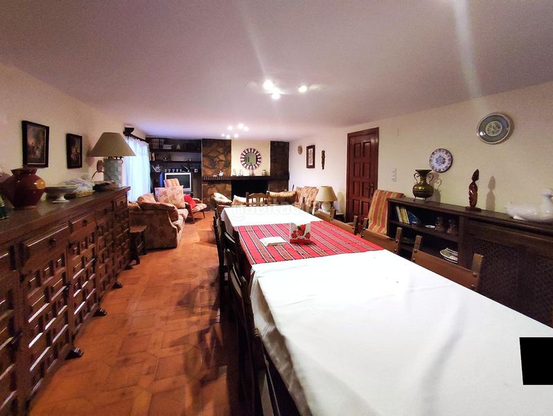 Foto de11f765-cf54-44f9-8d92-6e57fb2e7a3c. Chalet mit heizung parking pool in Argamasilla de Calatrava