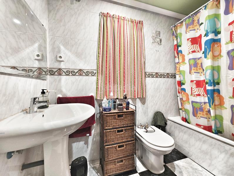 Foto 3c6c744f-5297-4469-a3ae-946b48dbb1d4. Flat with heating in Centro Puertollano