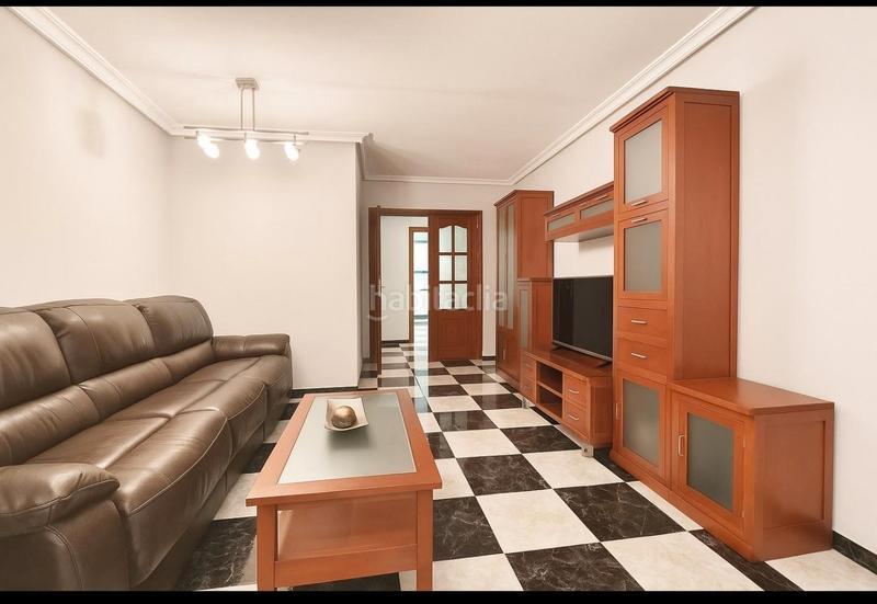 Foto 7dbdb5bf-5d15-4840-ab23-f7b0fa88a5ec. Flat with heating in Centro Puertollano