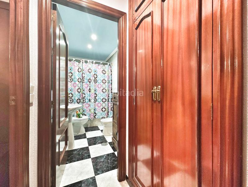 Foto b4144e8c-213e-44dc-81f1-68ed10109e9d. Flat with heating in Centro Puertollano