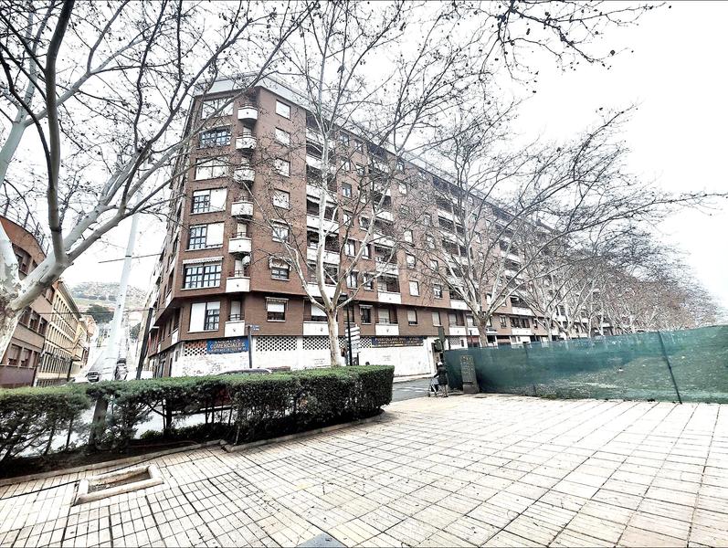 Foto f07263a5-4983-44fb-8812-6918240618a5. Autoparkplatz in paseo de san gregorio 82 in Centro Puertollano