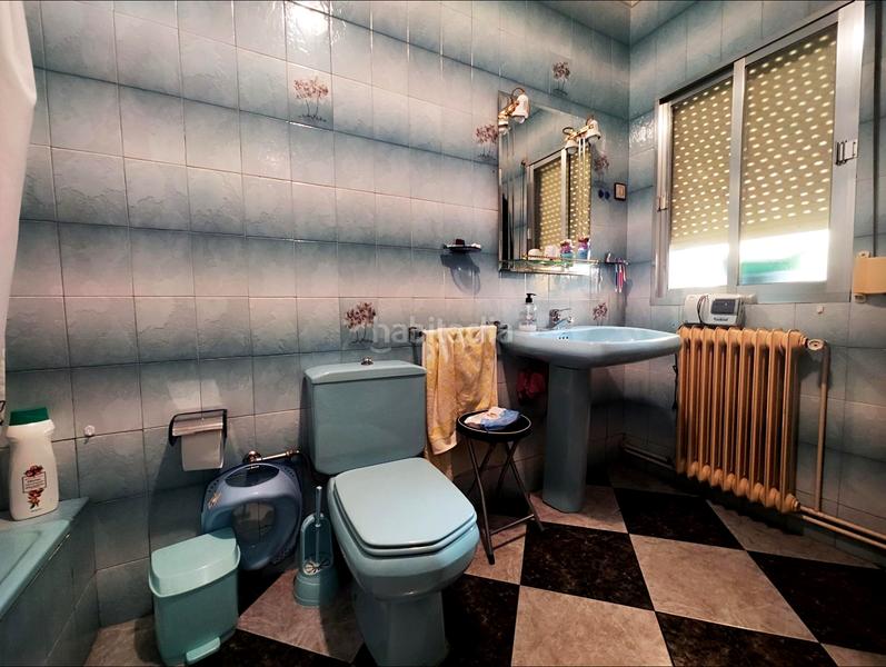 Foto 80d5752b-e510-4665-8d02-3e39efd17464. Casa en calle general aguilera 32 casa con cochera, 182 m2 en Puertollano