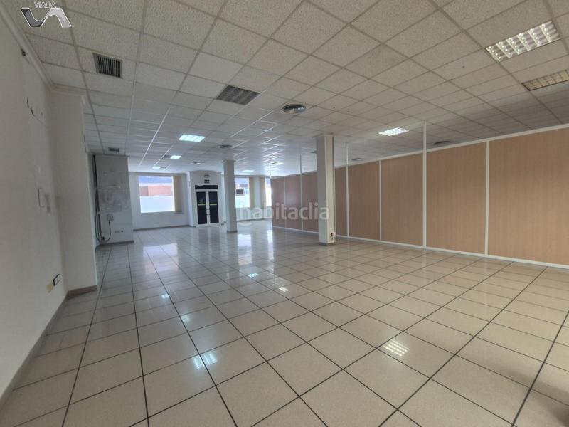 Foto 34995ab7-ba03-46a9-970c-dac598260967. Alquiler local comercial en calle pablo neruda 14 en Puertollano