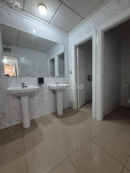 Foto e3f737ba-e32b-4384-af89-45cfbd2ce21f. Alquiler local comercial en calle pablo neruda 14 en Puertollano