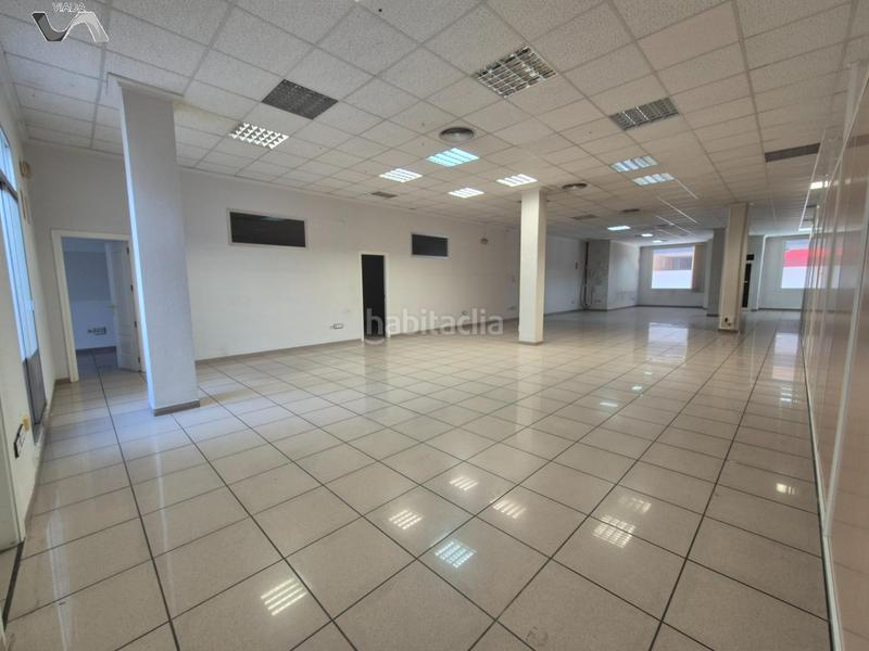 Foto 2648f14b-58ba-44bd-9731-35008efac6e8. Lloguer local comercial a calle pablo neruda 14 a Puertollano