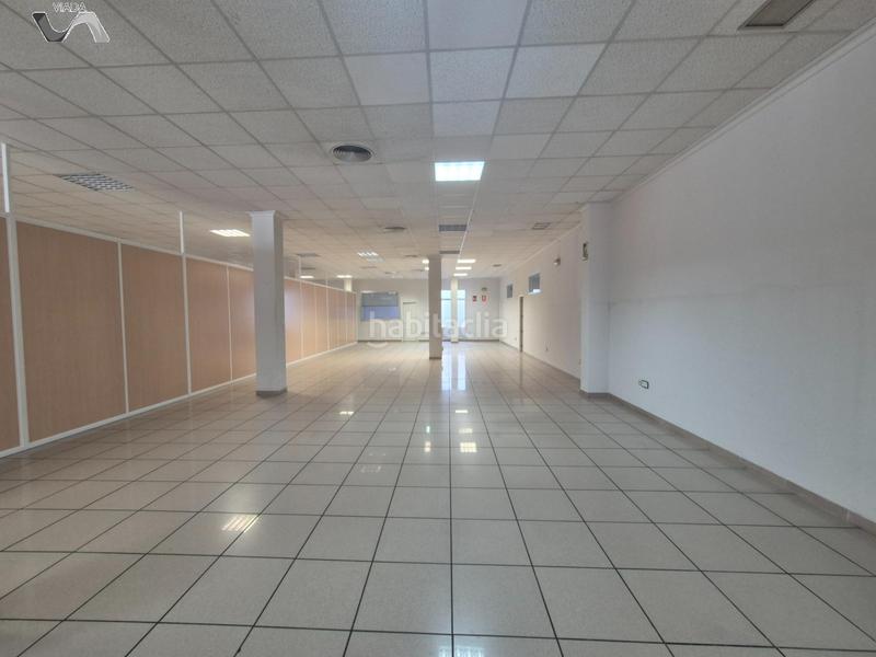 Foto 7ac976d8-a7bd-4b25-b0a3-efe331041b2e. Affitto locale commerciale in calle pablo neruda 14 in Puertollano