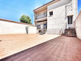 Flat in Carretera de puertollano 48. Casa en venta, argamasilla de calatrava