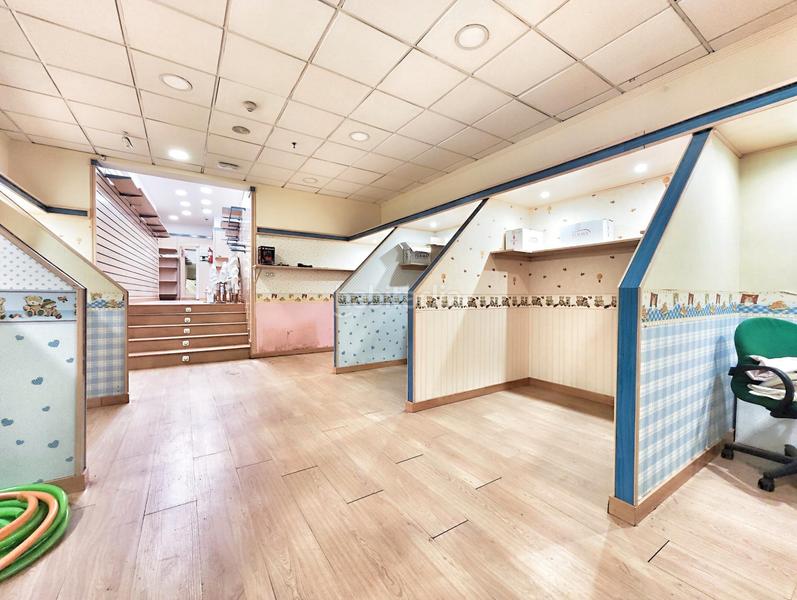 Foto 1e29ffb0-f10b-4dad-a136-28afea41f2a2. Affitto locale commerciale in calle vélez 8 in Centro Puertollano