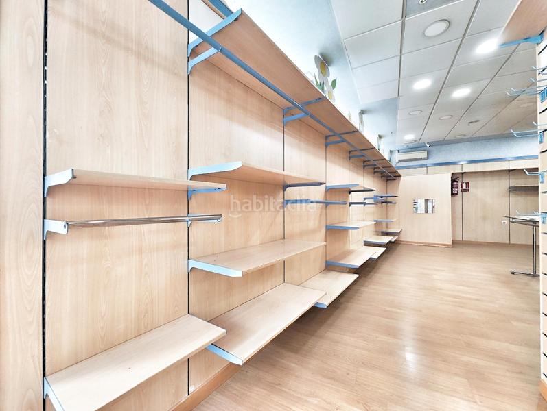 Foto f257f01e-ce20-4b18-9d9d-632cc5f4957d. Lloguer local comercial a calle vélez 8 a Centro Puertollano